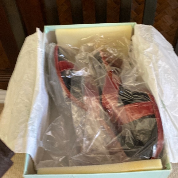 DONALD J. PLINER ***RARE*** “Viru” Red Kogi 11M - Picture 7 of 8